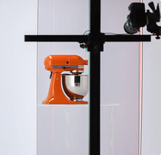 Zdjęcie produktowe pomarańczowego miksera KitchenAid