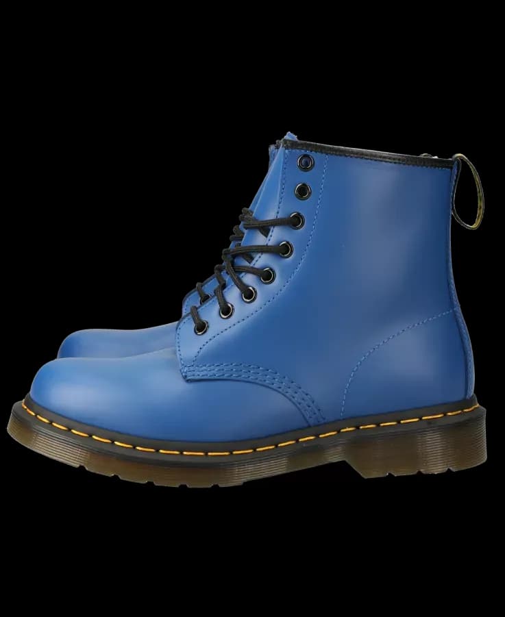 Jasnoniebieskie skórzane buty sznurowane