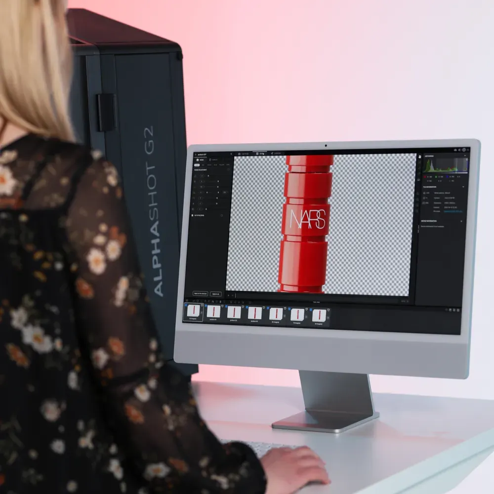 Setup fotografii produktowej kosmetyków z wieloma produktami