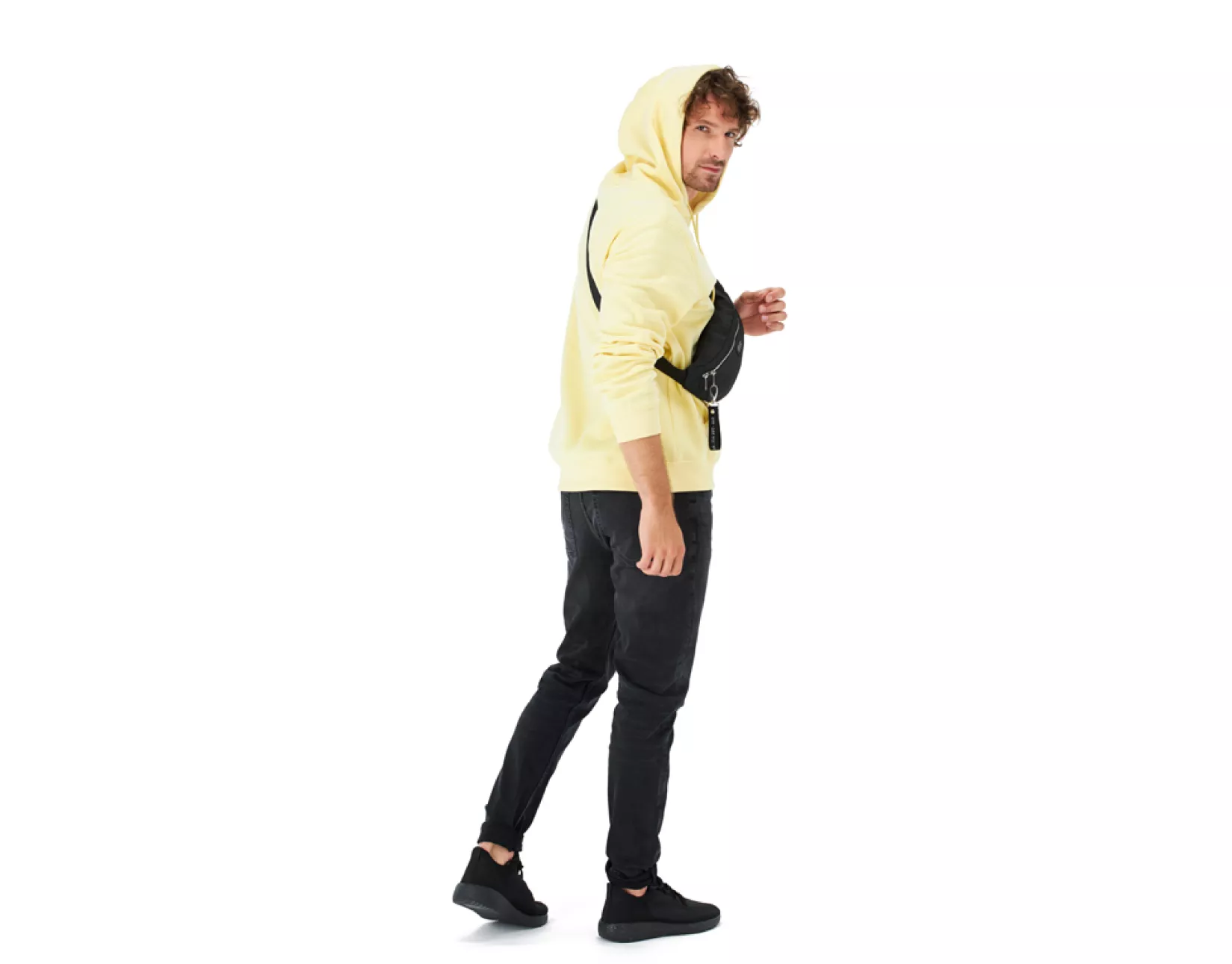 Wideo fashion w męskim stylu ulicznym