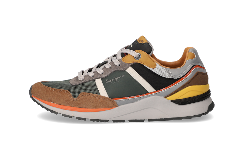 sneakers product photography - left side