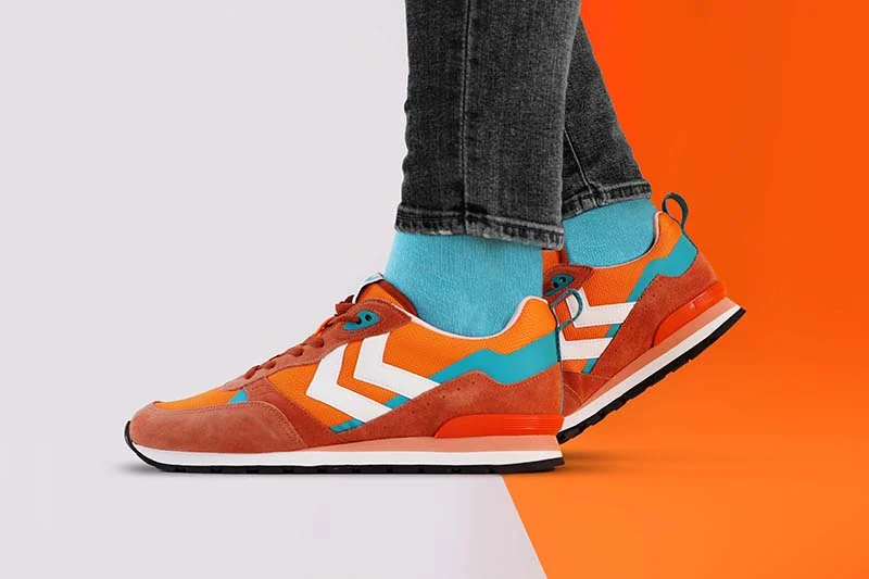 Pomarańczowe buty - zdjęcie lookbookowe
