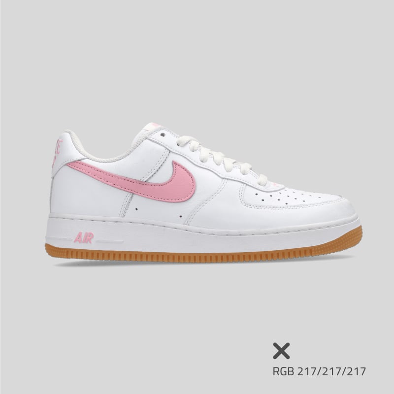 buty Nike sfotografowane na tle niezgodnym ze standardami gs1
